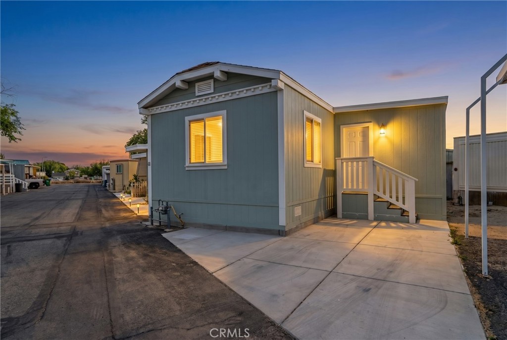 45131 28th street east spc 11