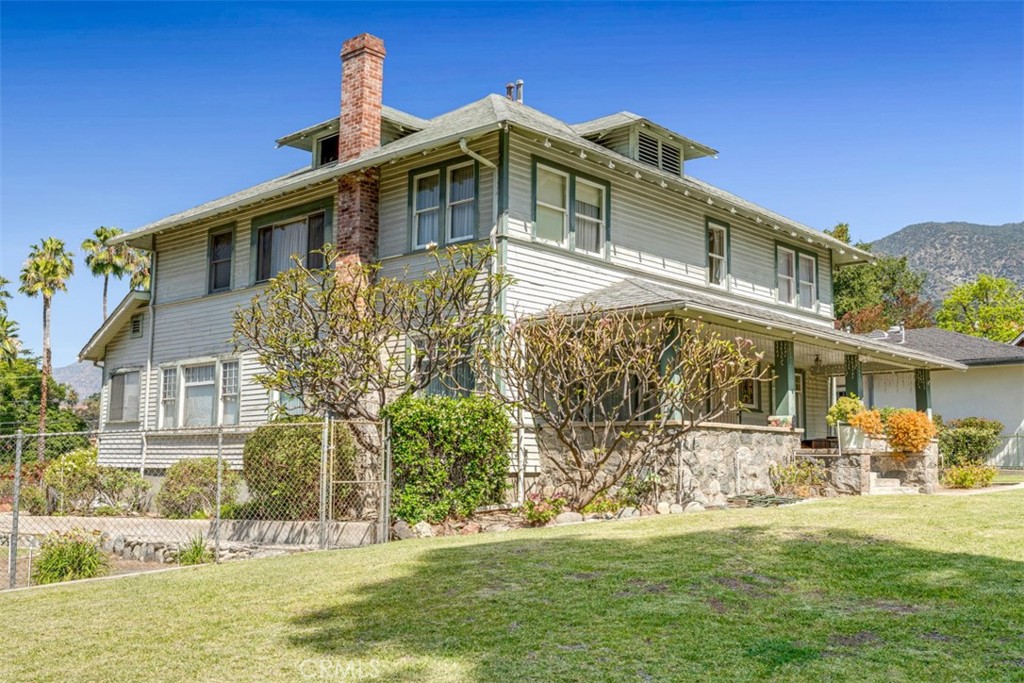425 N Canyon