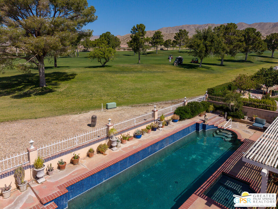 8851 Clubhouse Boulevard