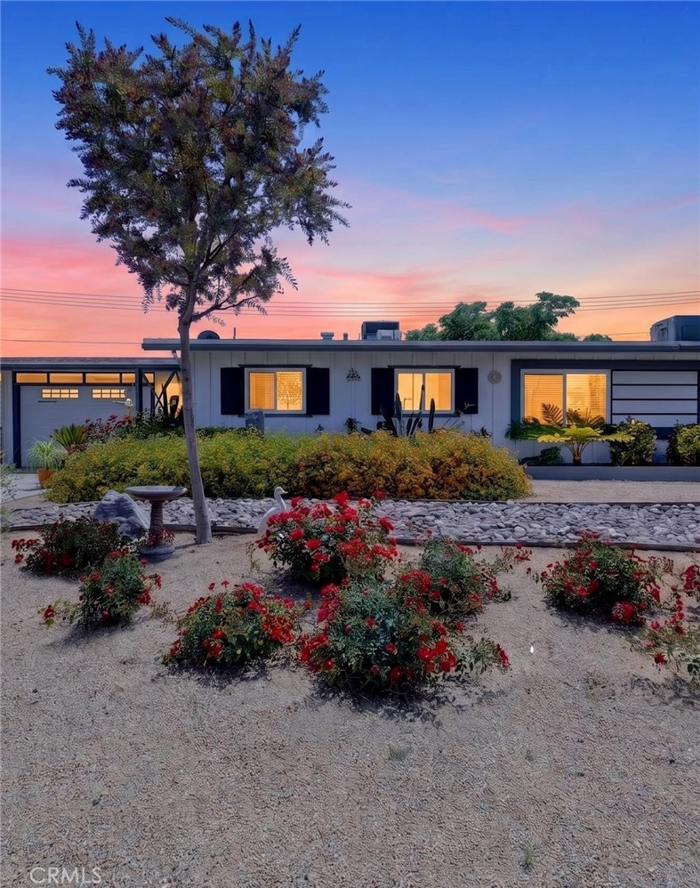 26381 Cherry Hills