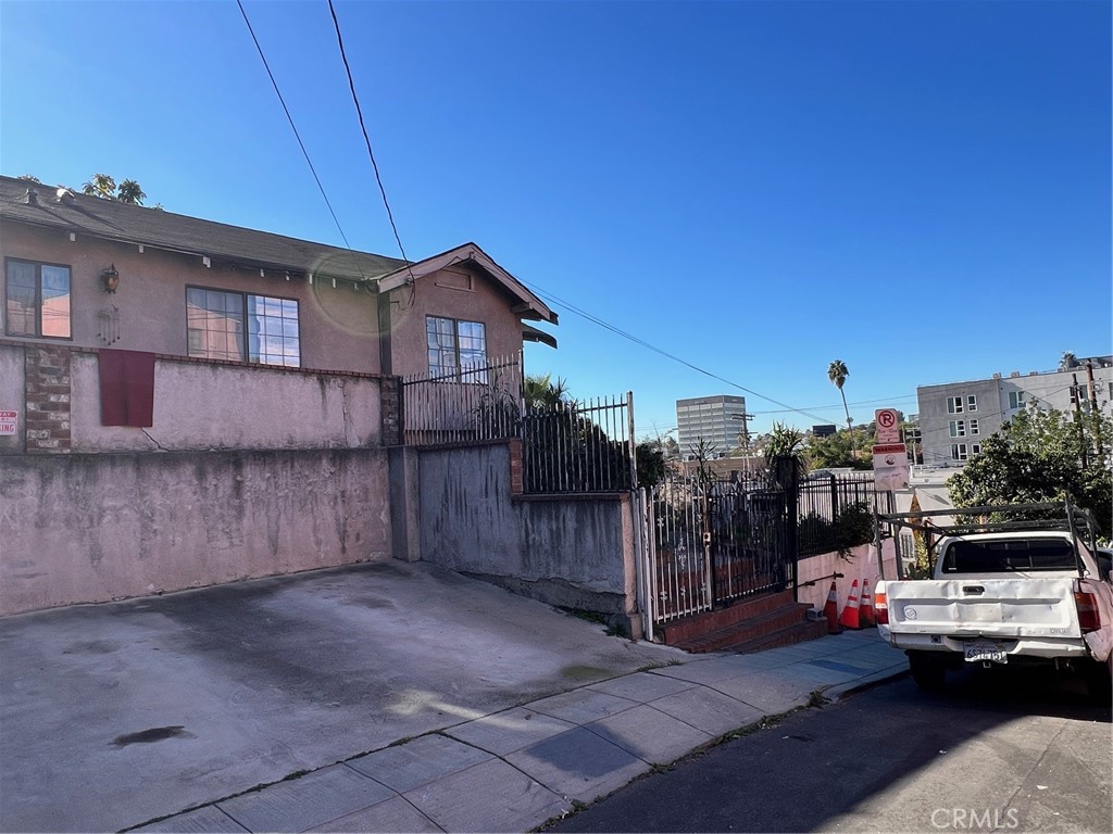 1414 Fairbanks