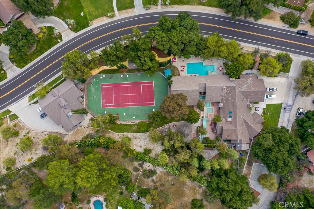 15657 Live Oak Springs Canyon
