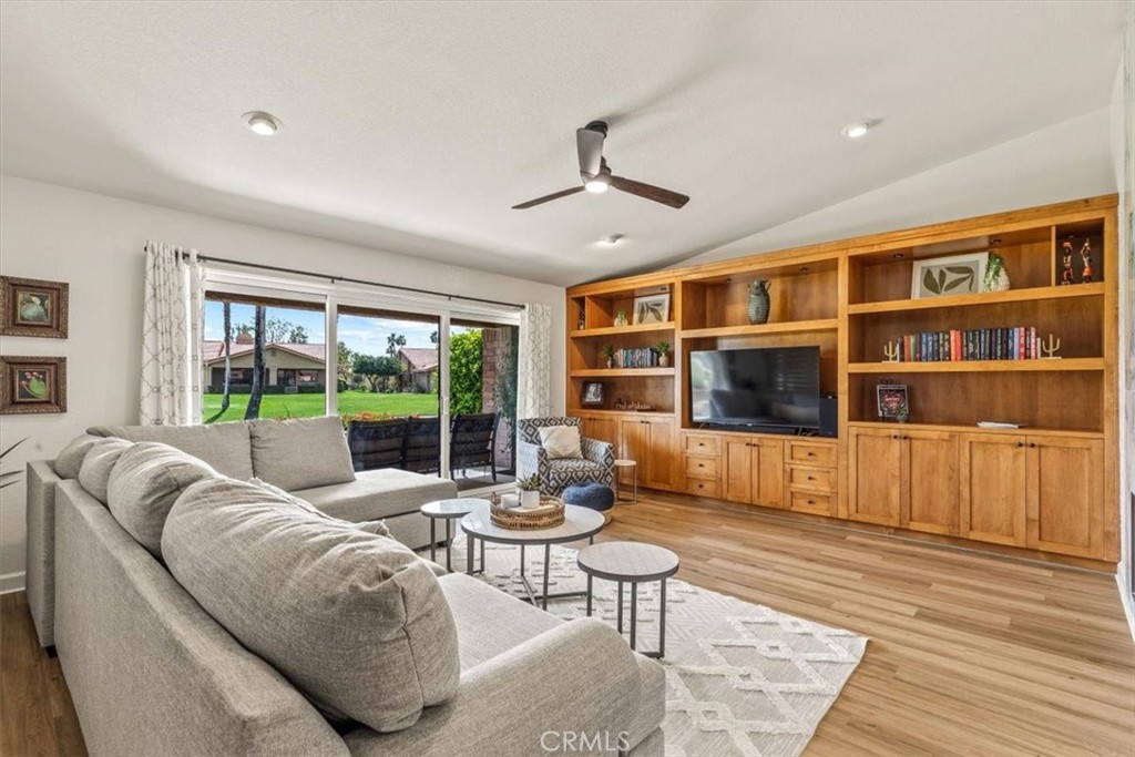 91 Camino Arroyo N