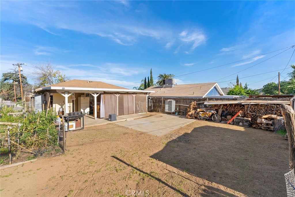 17607 Mackay