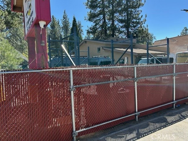 320 W Big Bear