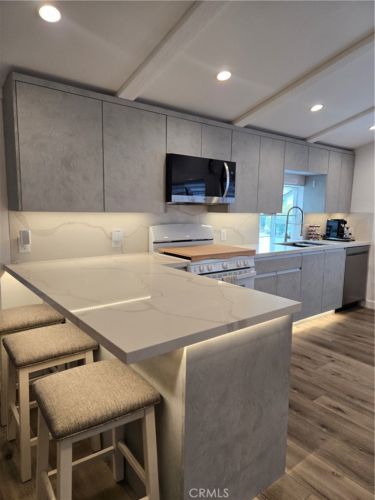 23777 mulholland hwy spc 28
