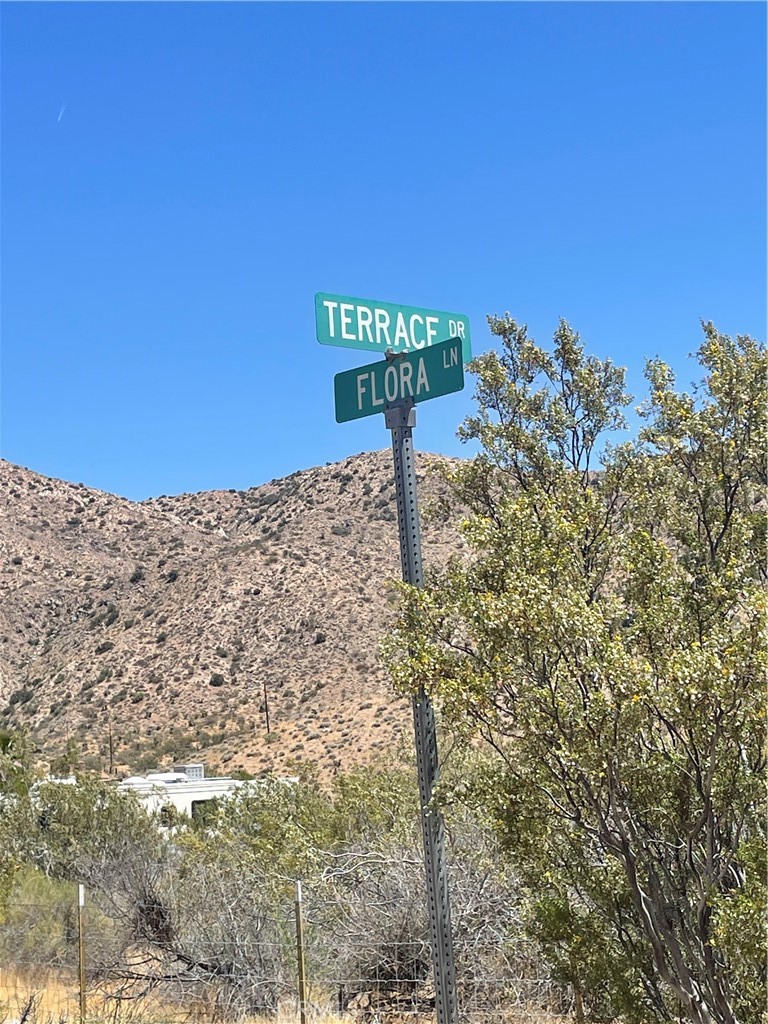 0 000