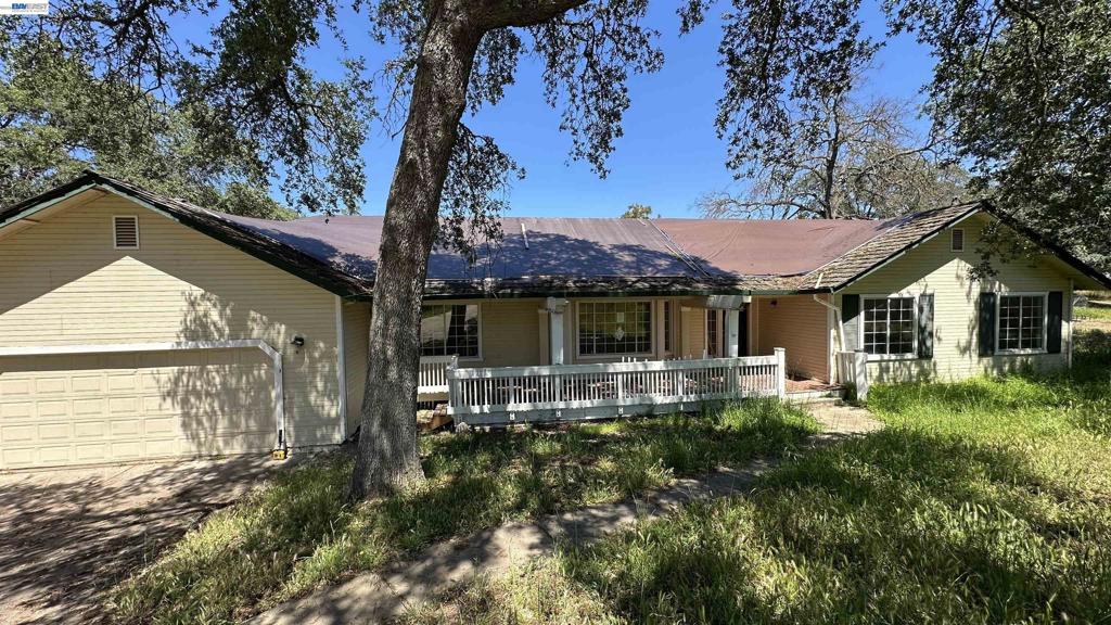 2633 Glen Ct