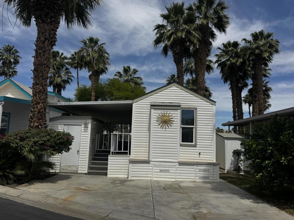 84136 Avenue 44 786