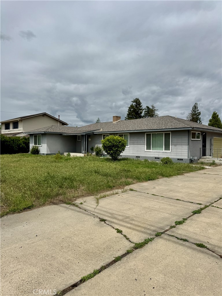 1101 E Monte Vista