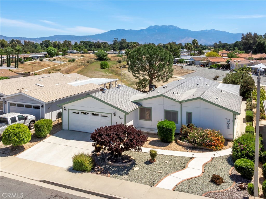 1660 Brentwood