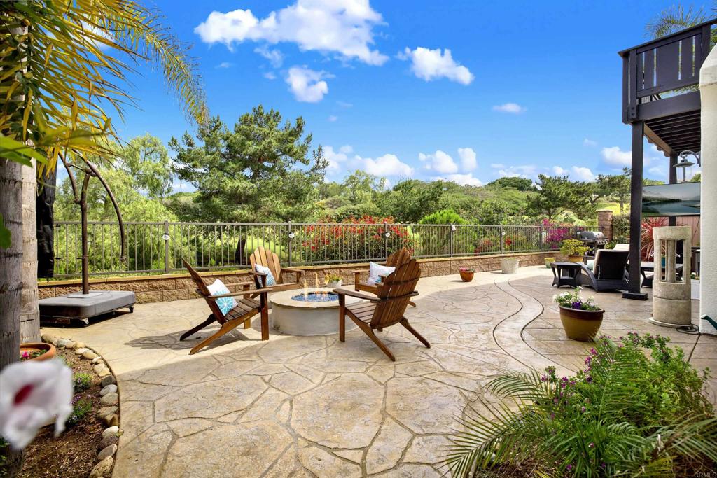 1551 Fairway
