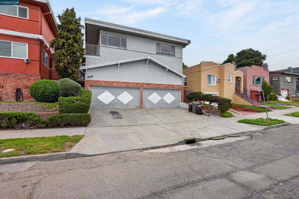 4810 Fairfax