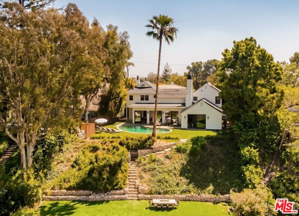 2179 Linda Flora Drive