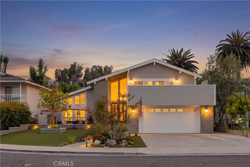 16541 Charleyville