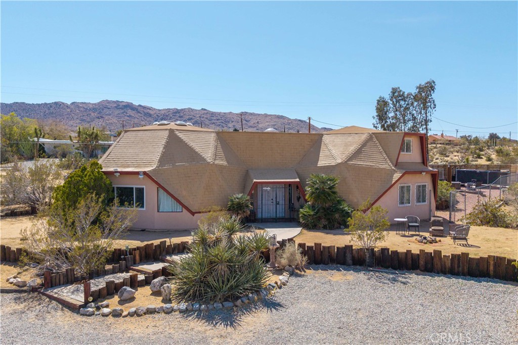 6888 Sunnyhill Road