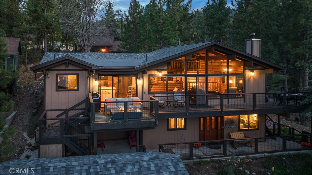 752 Cove Drive