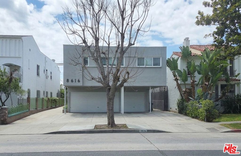 8616 Gregory Way