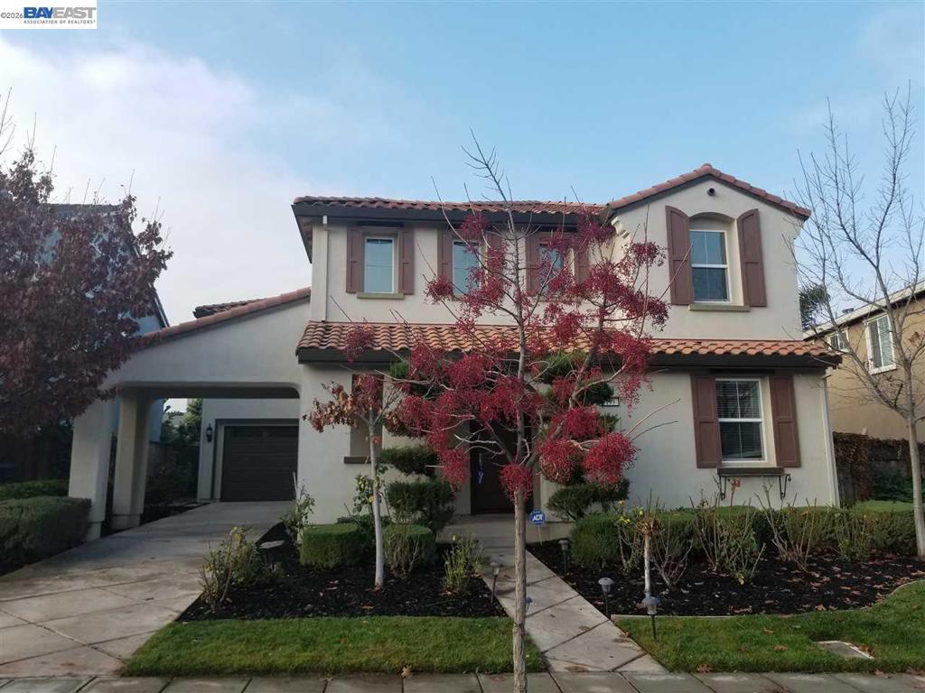 199 N Alta Dena St