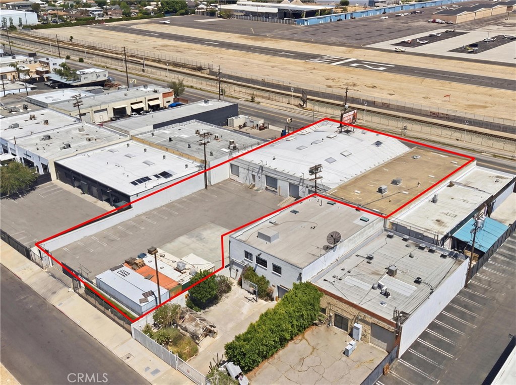10477 San Fernando