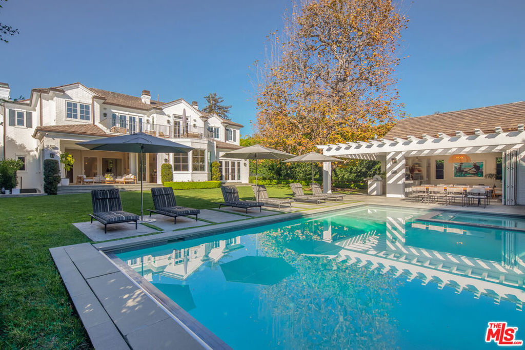 1580 Sorrento Drive