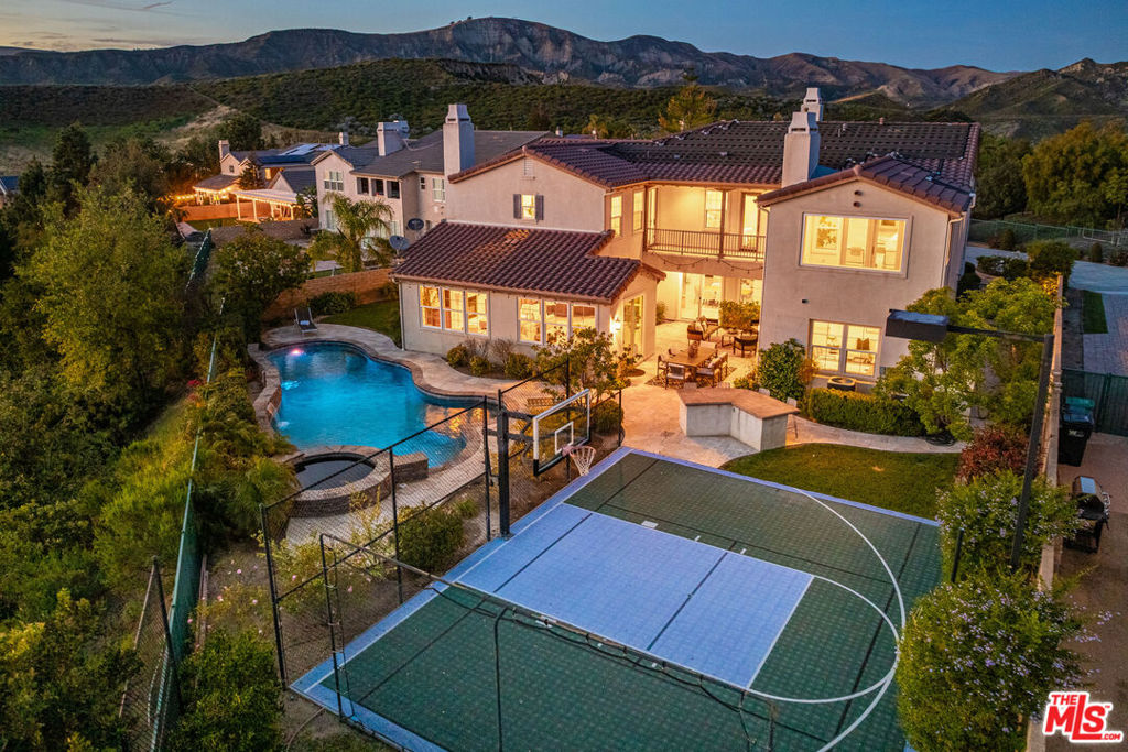 3447 Sentinel Court