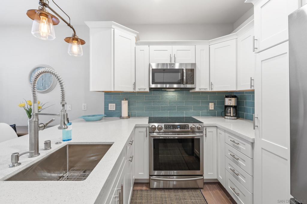 1501 Front St 235