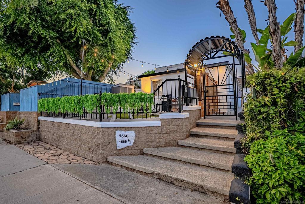 1566 Reed Ave