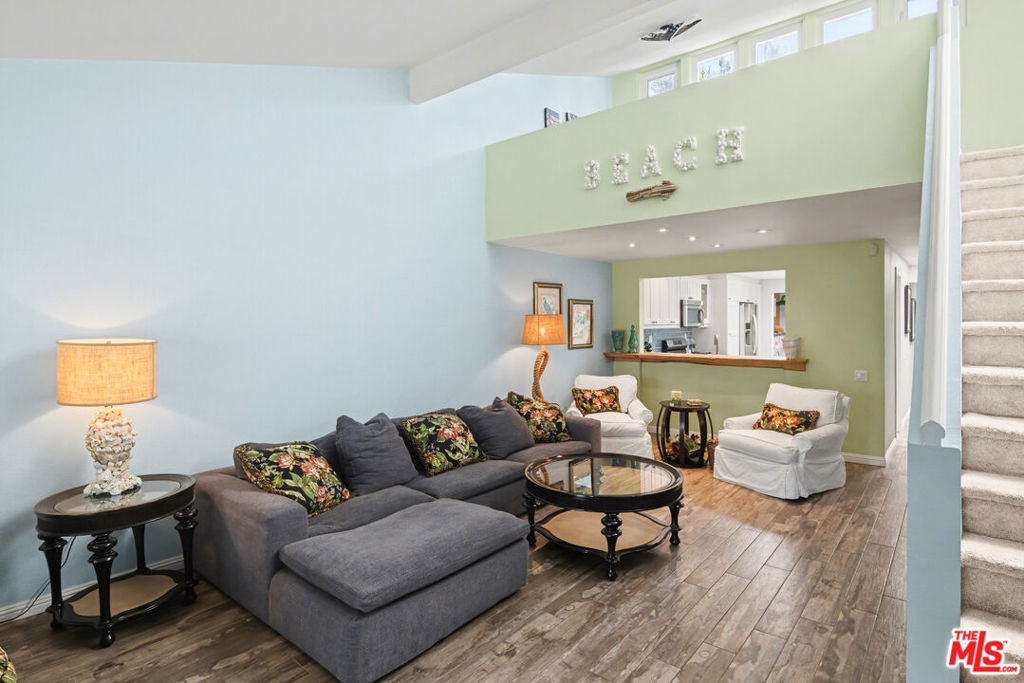 19525 Starfish Lane