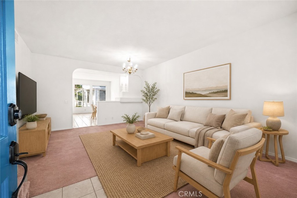 522 N Pageant