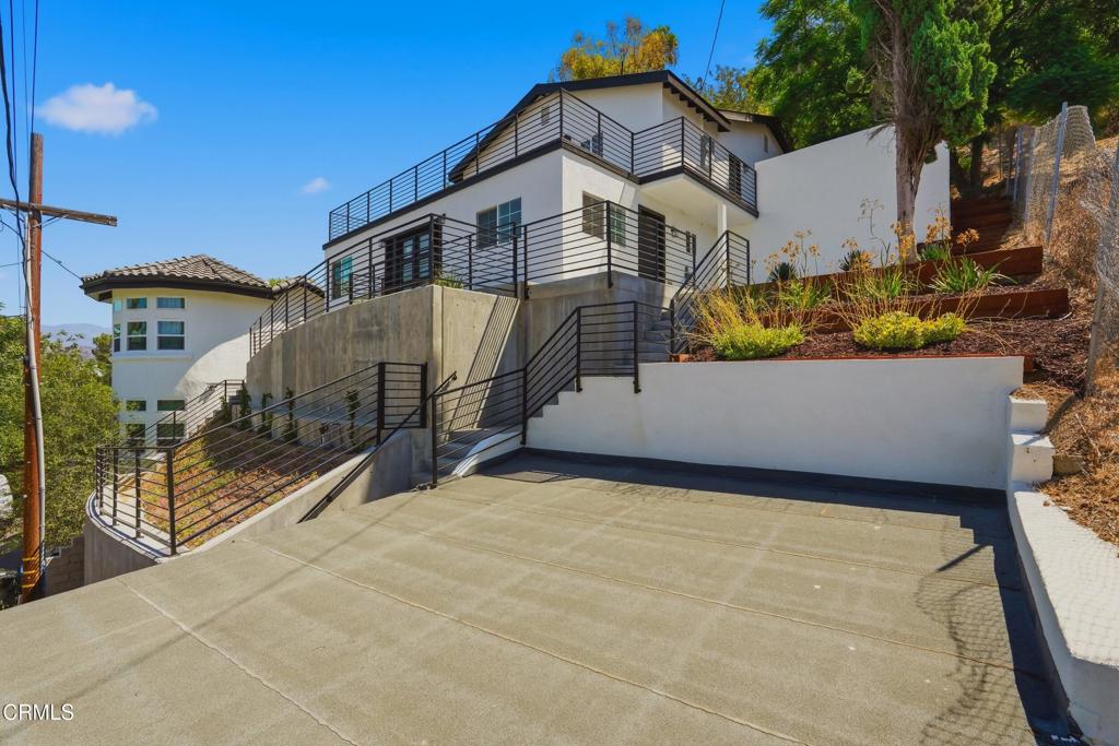 1114 Oban Drive