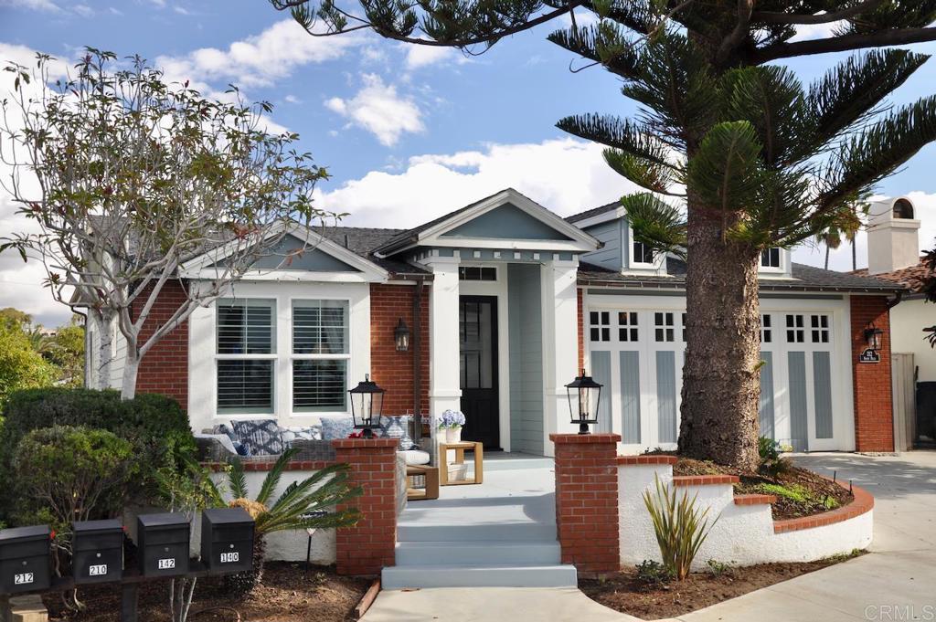 212 N Helix Avenue