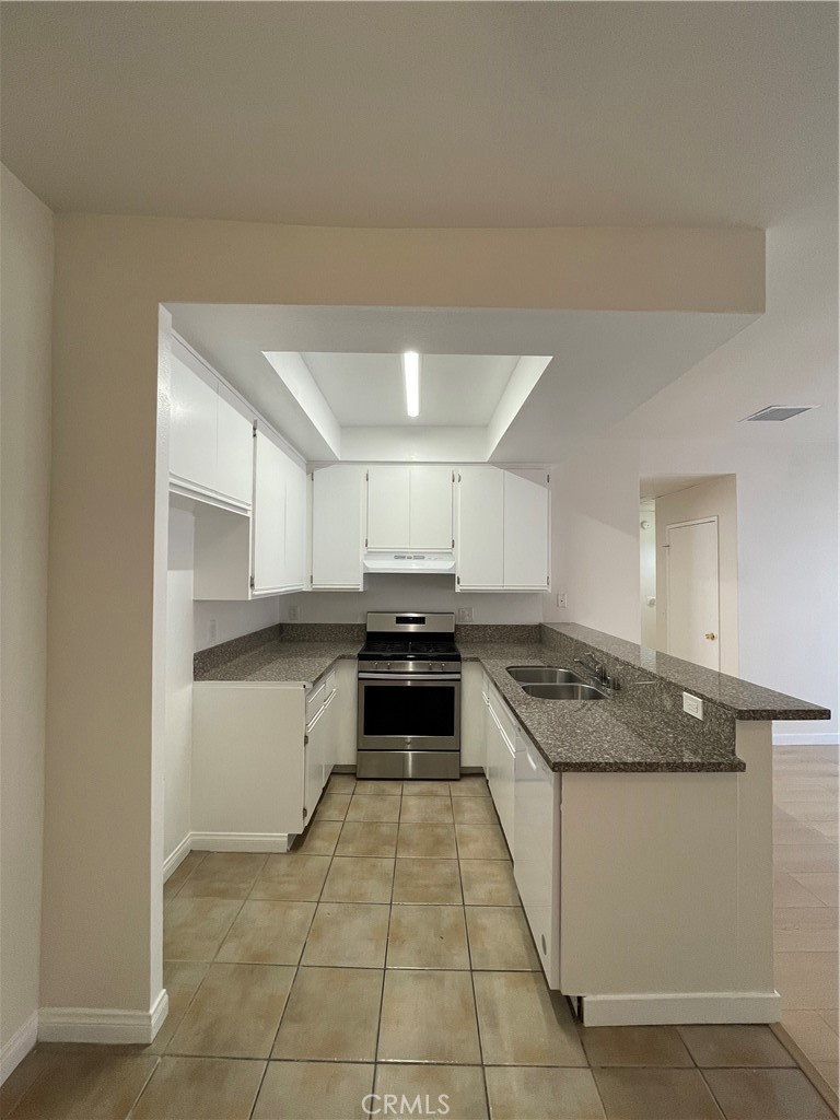11459 Collins Street 210