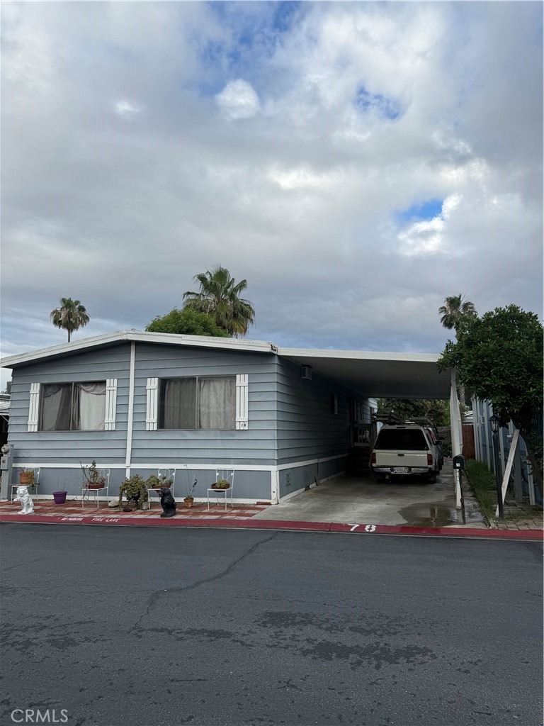 995 Pomona Road 78