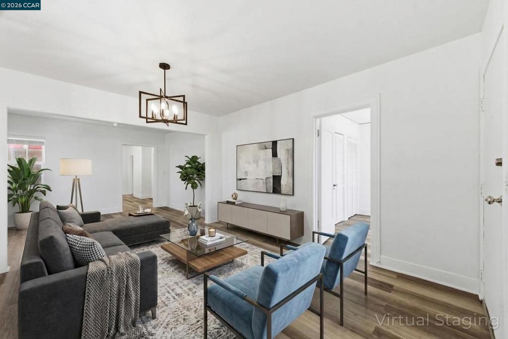 10 12th Street