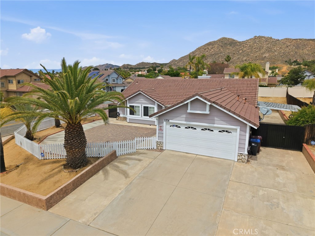 25708 Aspenwood Court
