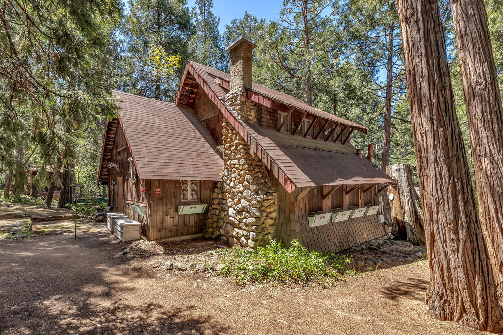 54685 Marian View Drive
