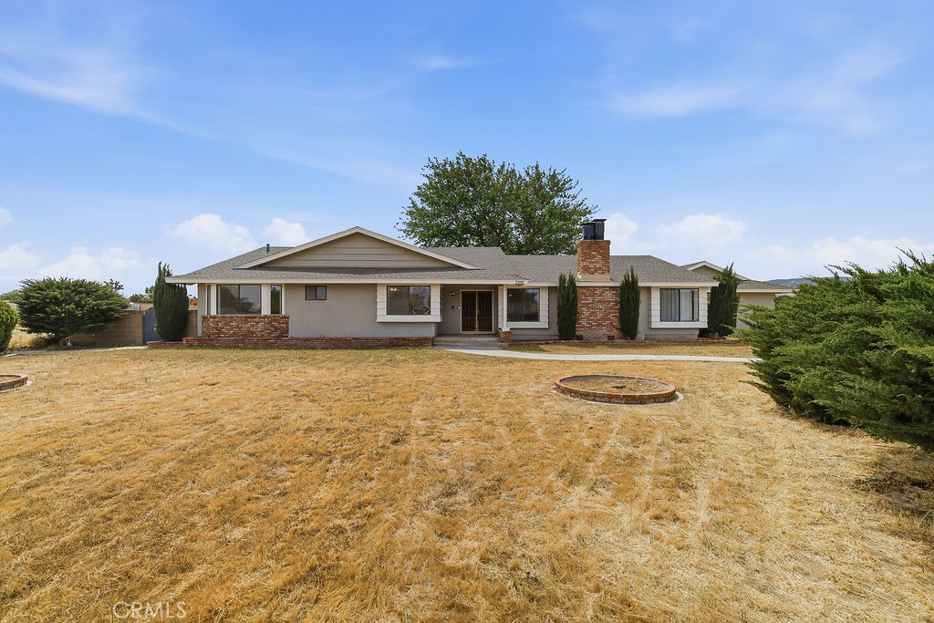 2350 W Avenue M8