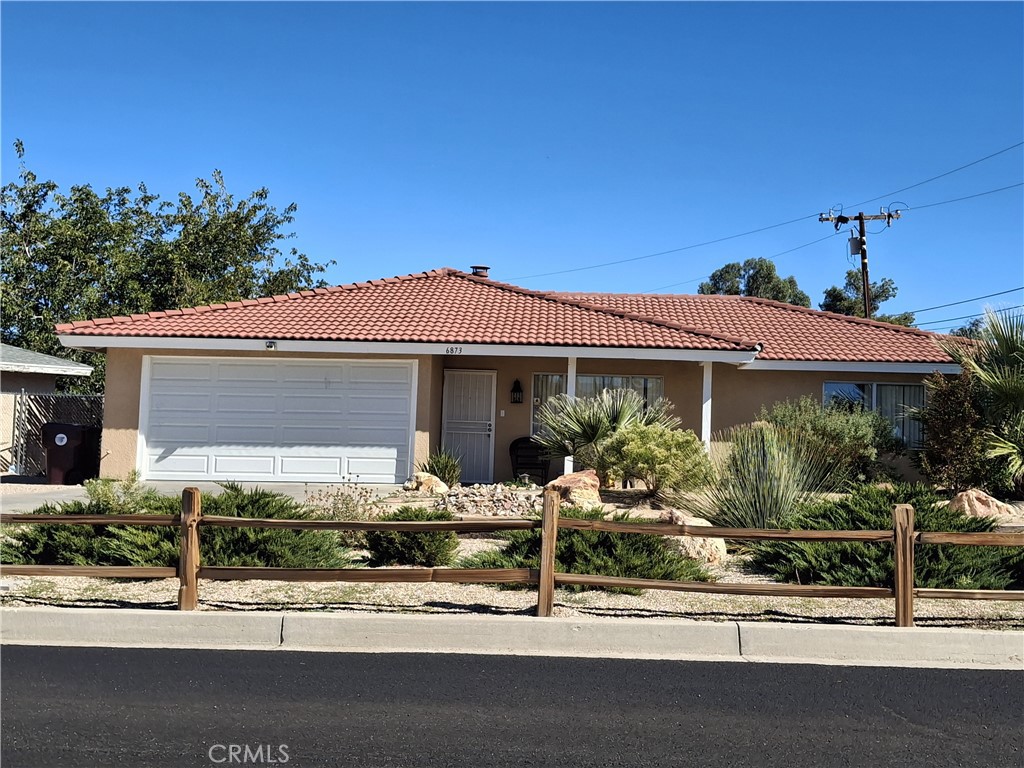 6873 Warren Vista