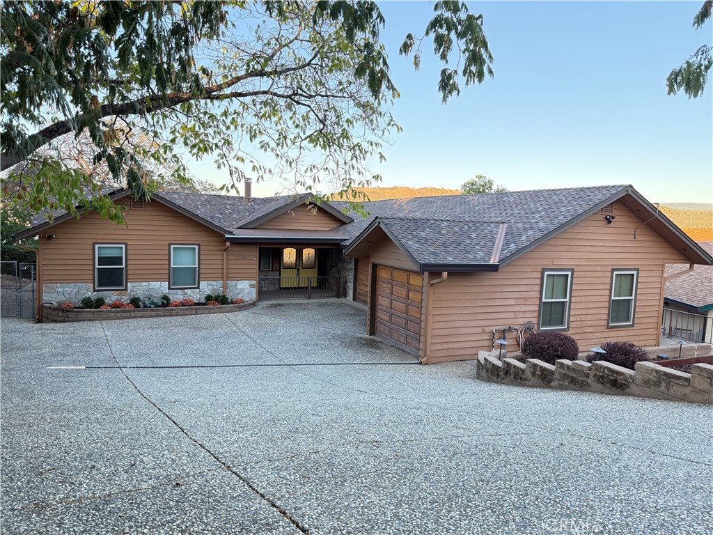 5360 Treasure Hill