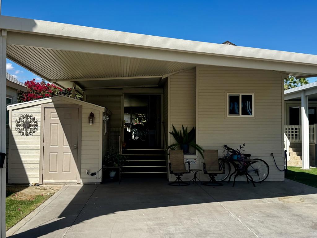84136 Avenue 44 612