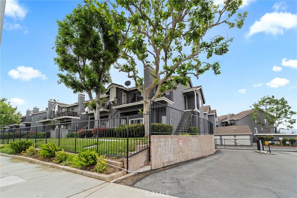 740 E San Bernardino Road 2