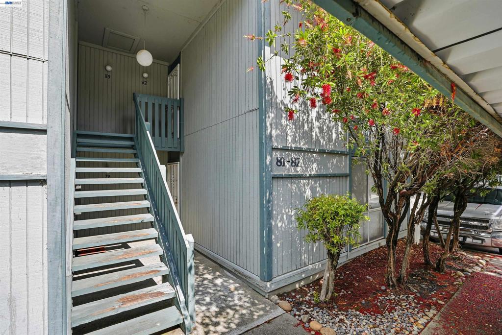 1036 Oak Grove Rd 81