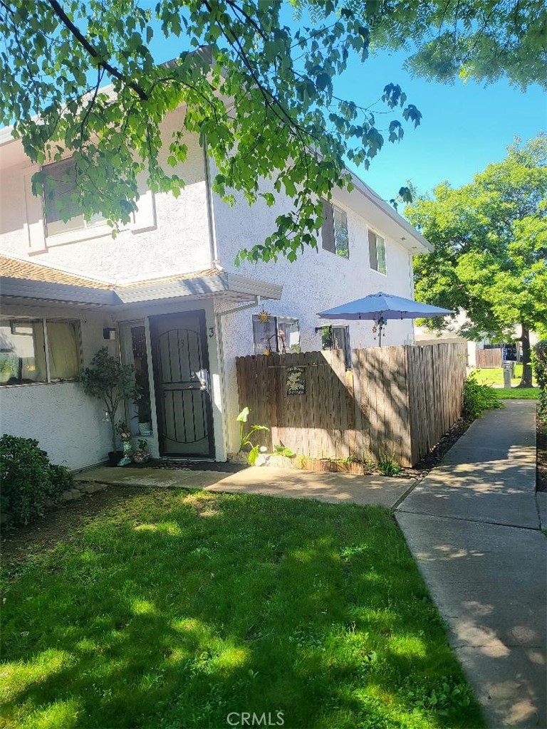 4702 Greenholme 3