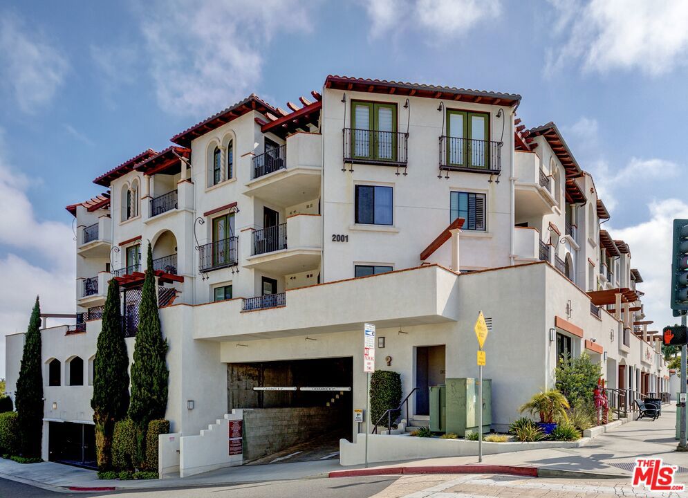2001 Artesia Boulevard 208