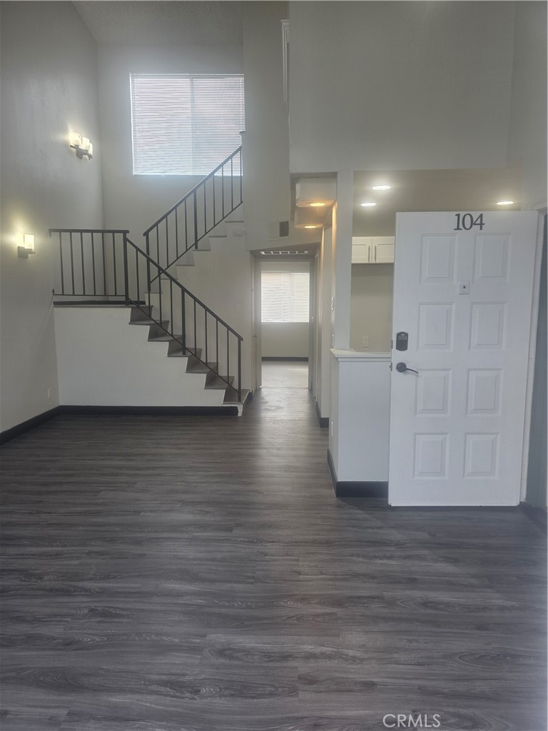 11150 Glenoaks 104