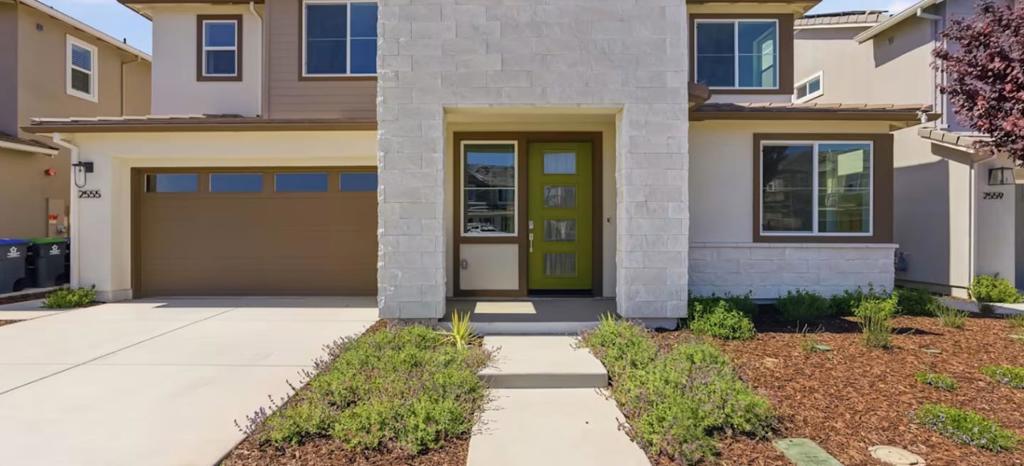 2555 Lavender Place
