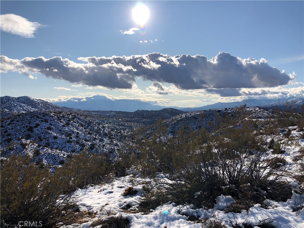 54575 Navajo Trail