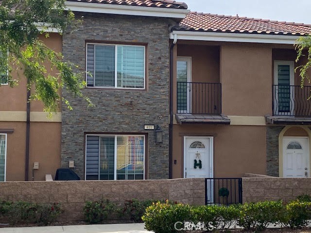 16408 Valencia 411