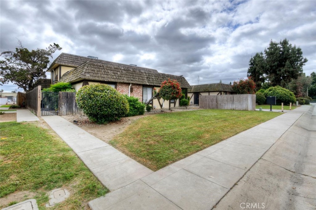 2432 S Sallee Court